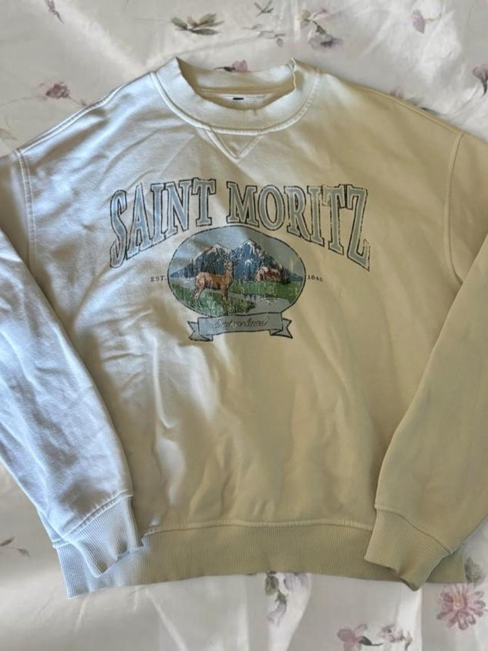 Brandy Melville Cream 'Saint Moritz' Graphic Crewneck Sweater